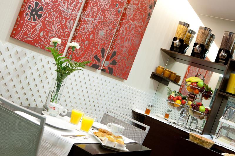 Medicis Hotel Barcelona