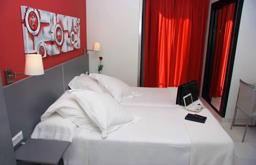 Medicis Hotel 2*